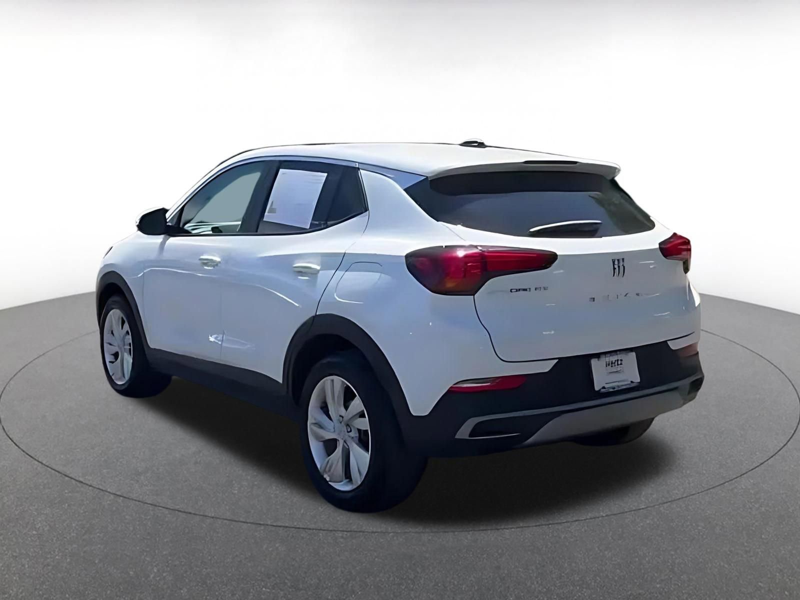 Used 2025 Buick Encore GX Preferred FWD image 11