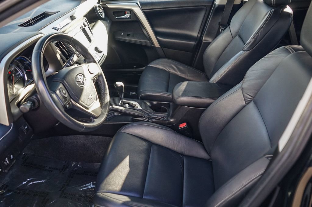 Used 2015 Toyota RAV4 Limited image 20