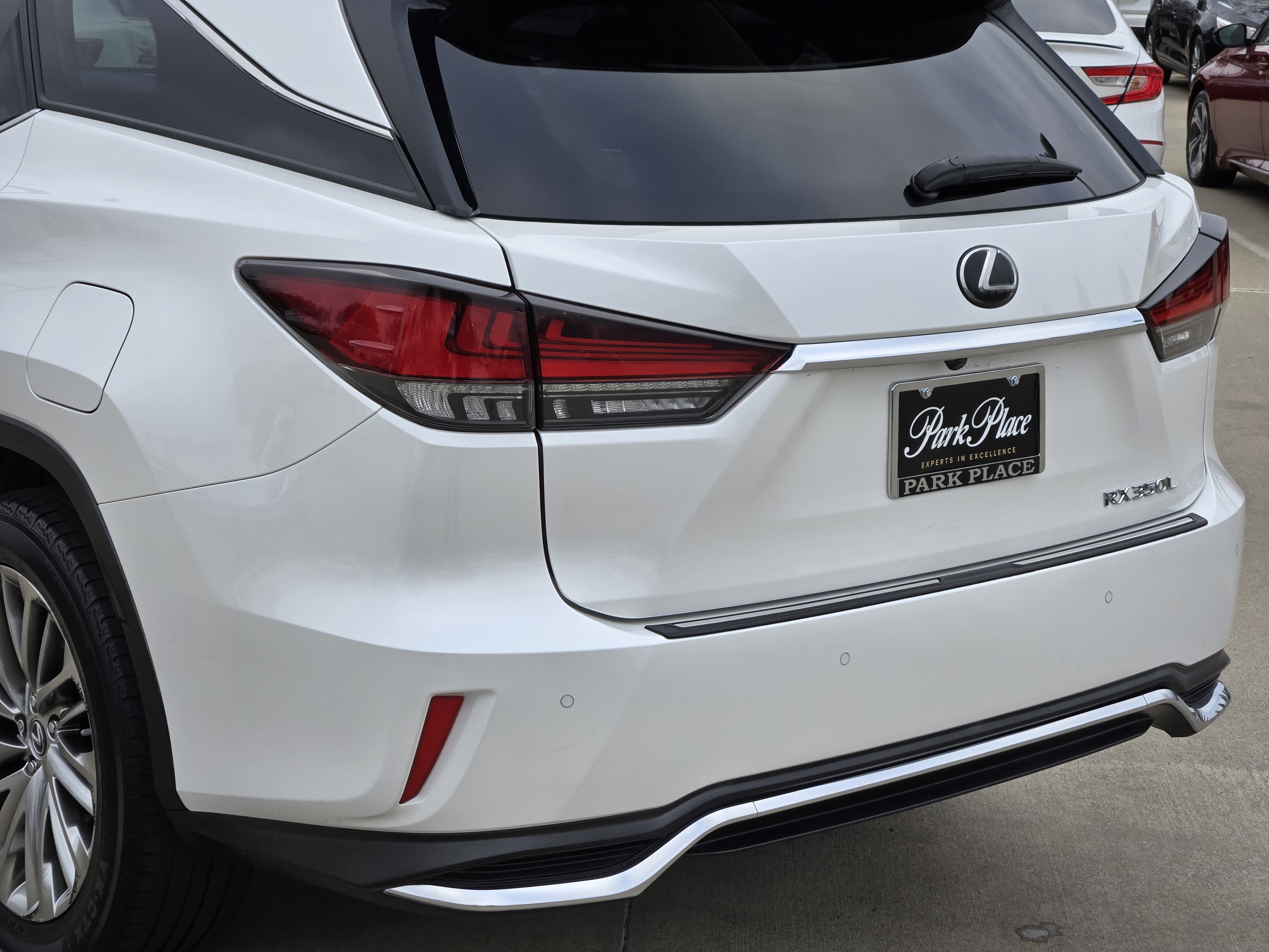 Used 2020 Lexus RX 350L Luxury image 16