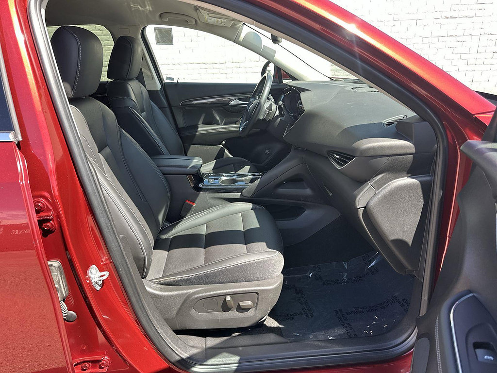 Used 2023 Buick Envision Essence FWD image 26