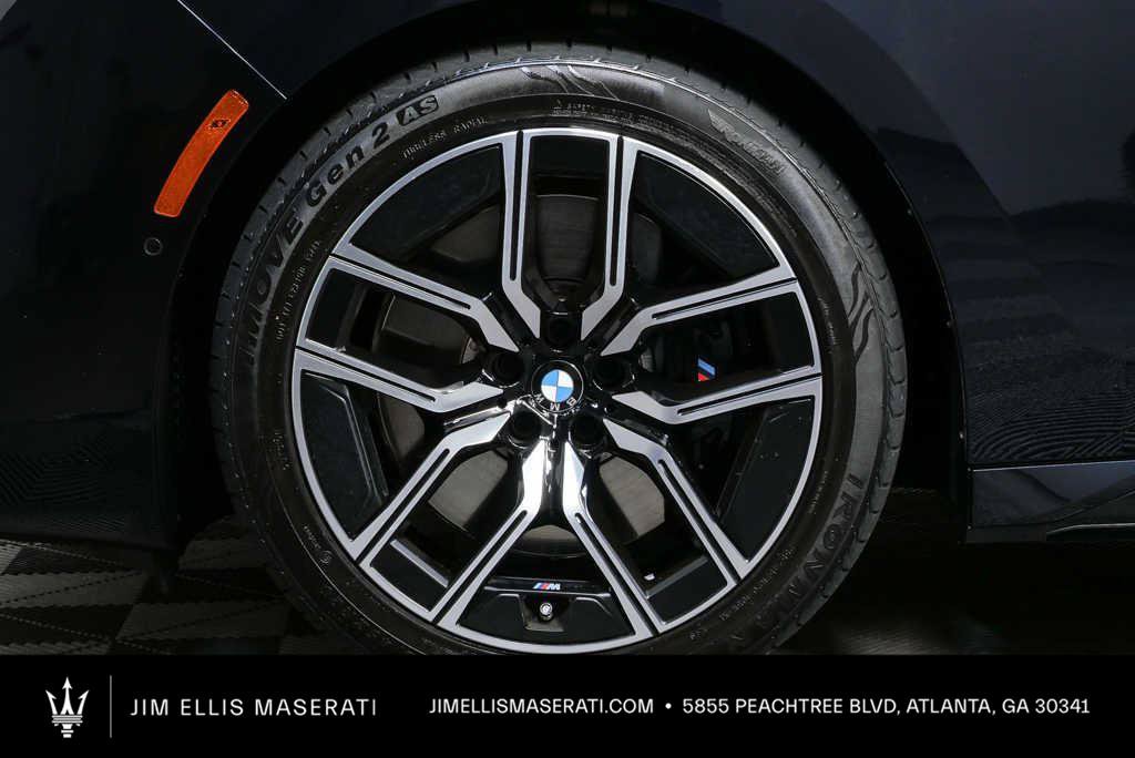 Used 2023 BMW 760i xDrive AWD/4WD image 6