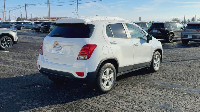 Certified 2021 Chevrolet Trax LS w/ Tint and Cruise Package image 8