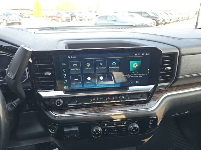 Used 2024 Chevrolet Silverado 2500 LT image 14