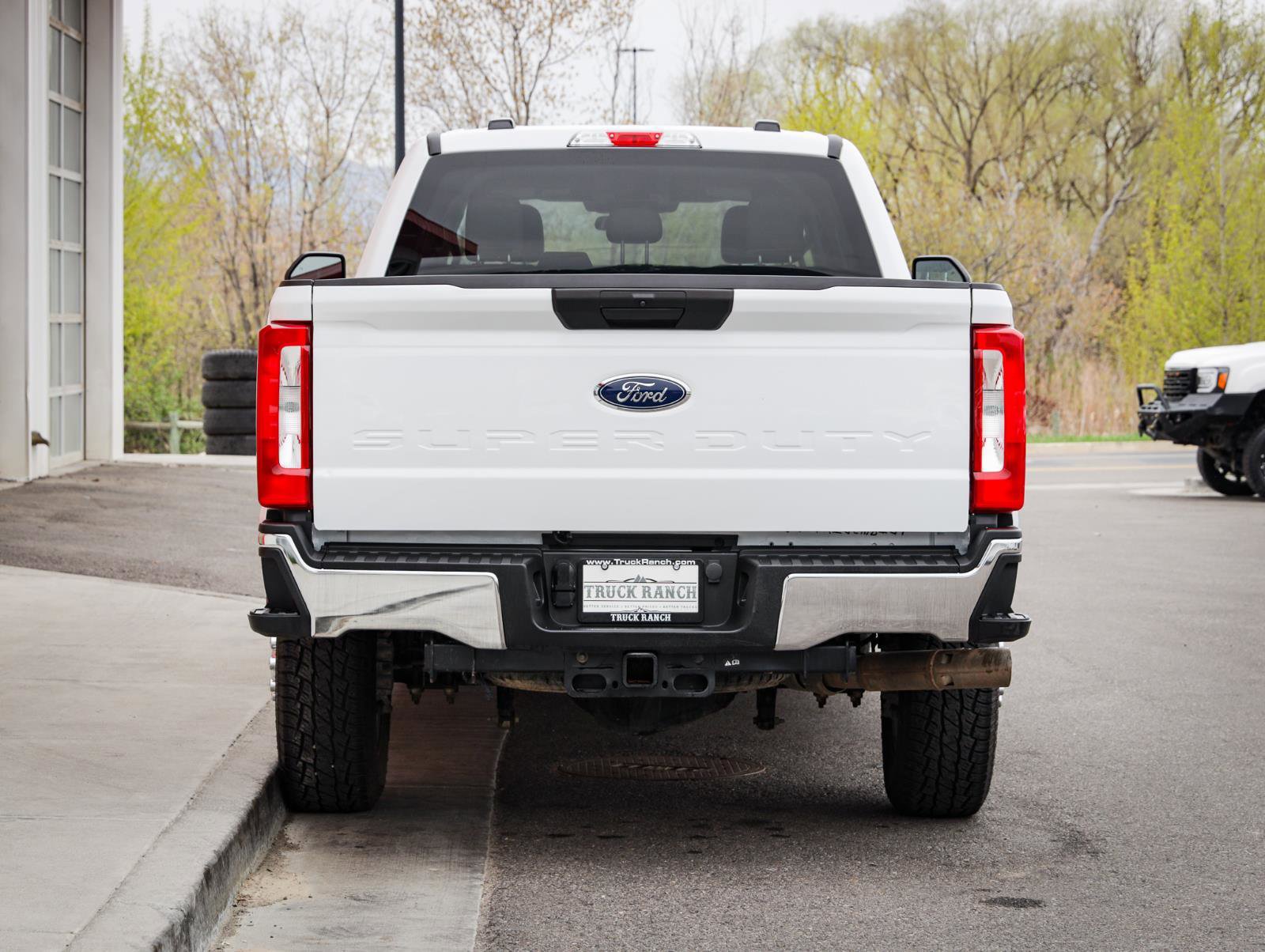 Used 2024 Ford F350 XLT w/ FX4 Off-Road Package image 4