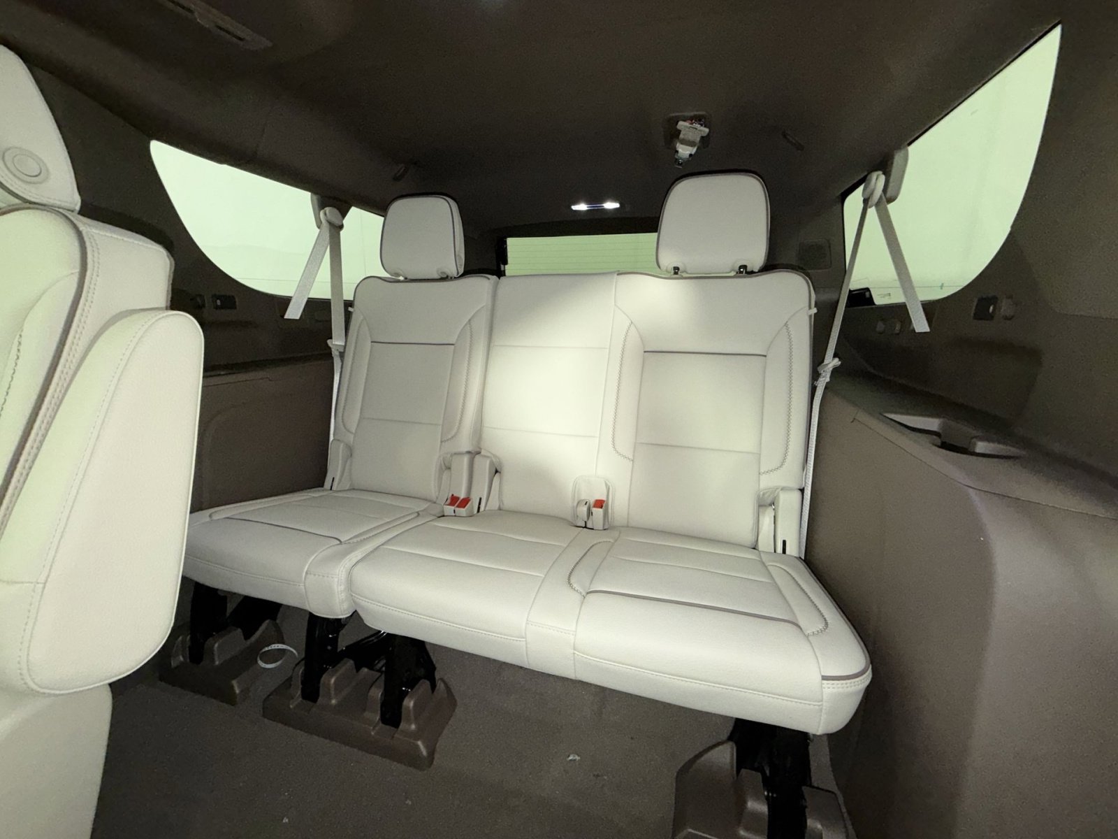 New 2026 GMC Yukon XL Denali w/ Denali Reserve Package image 26