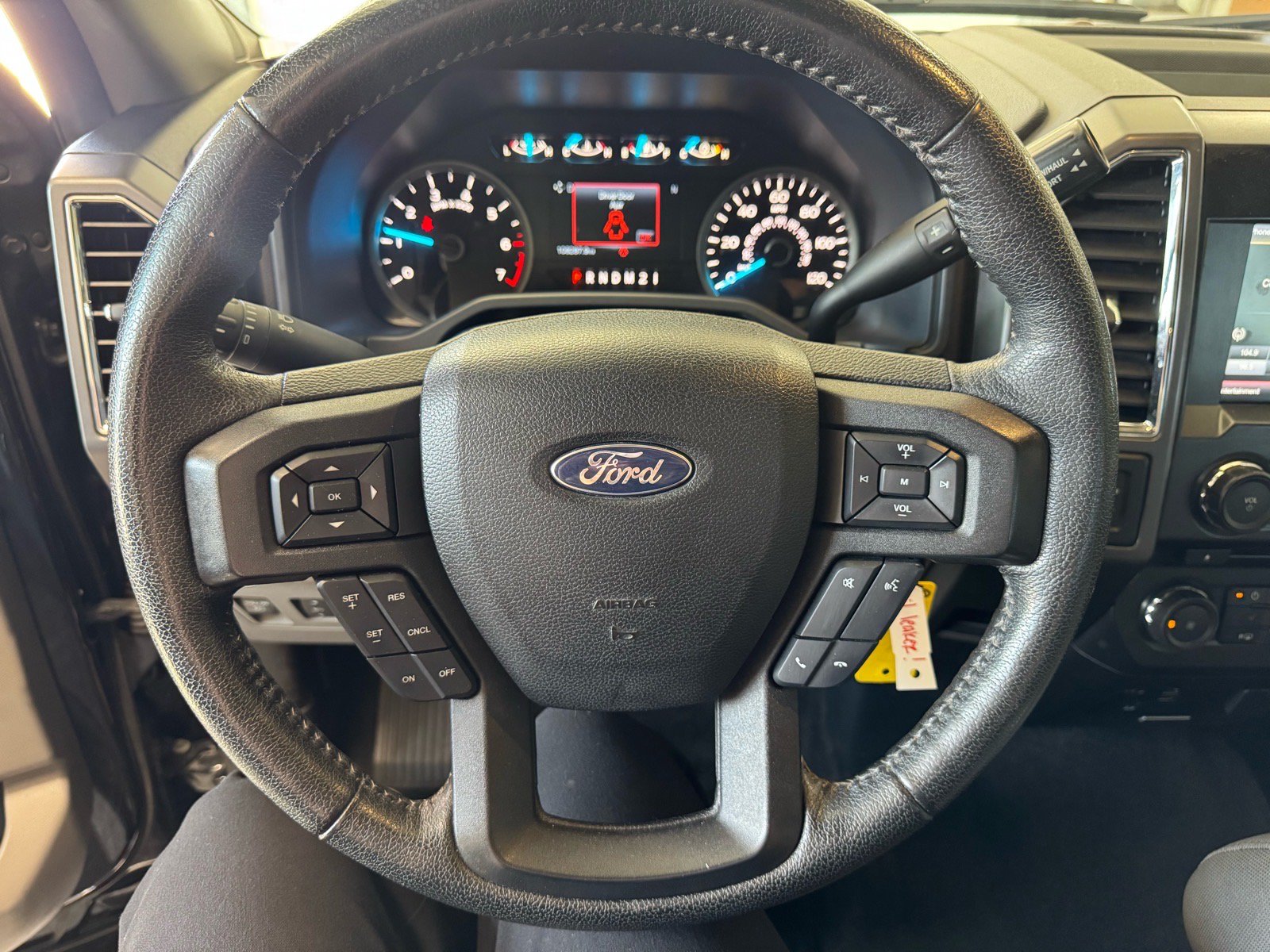 Used 2015 Ford F150 XLT w/ Equipment Group 302A Luxury AWD/4WD image 22