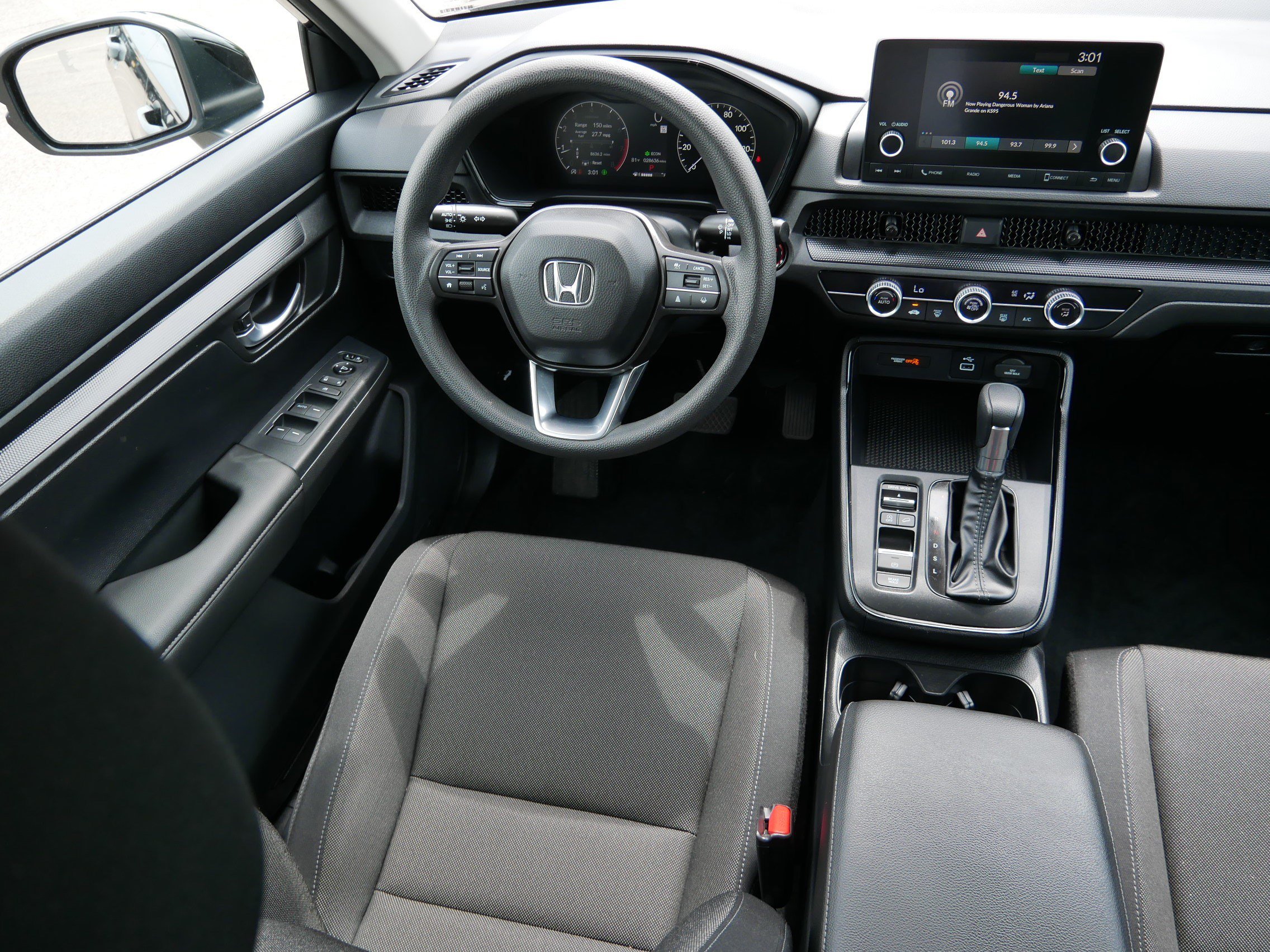 Used 2024 Honda CR-V LX image 9