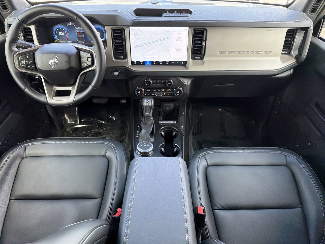 Used 2026 Ford Bronco Outer Banks AWD/4WD image 12