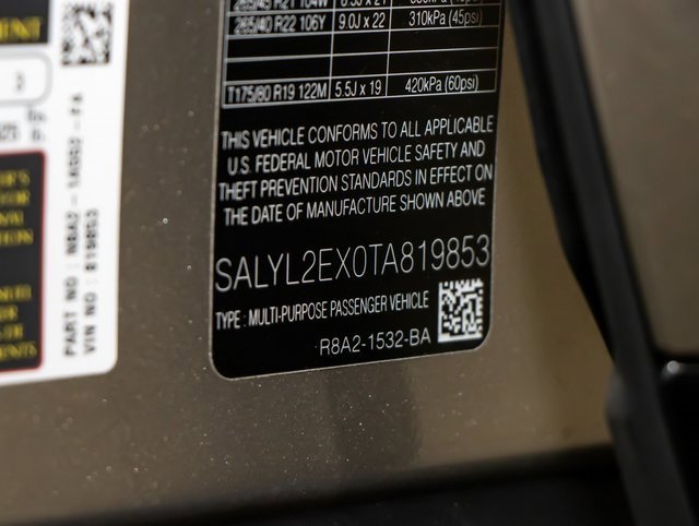 New 2026 Land Rover Range Rover Velar Dynamic SE image 22