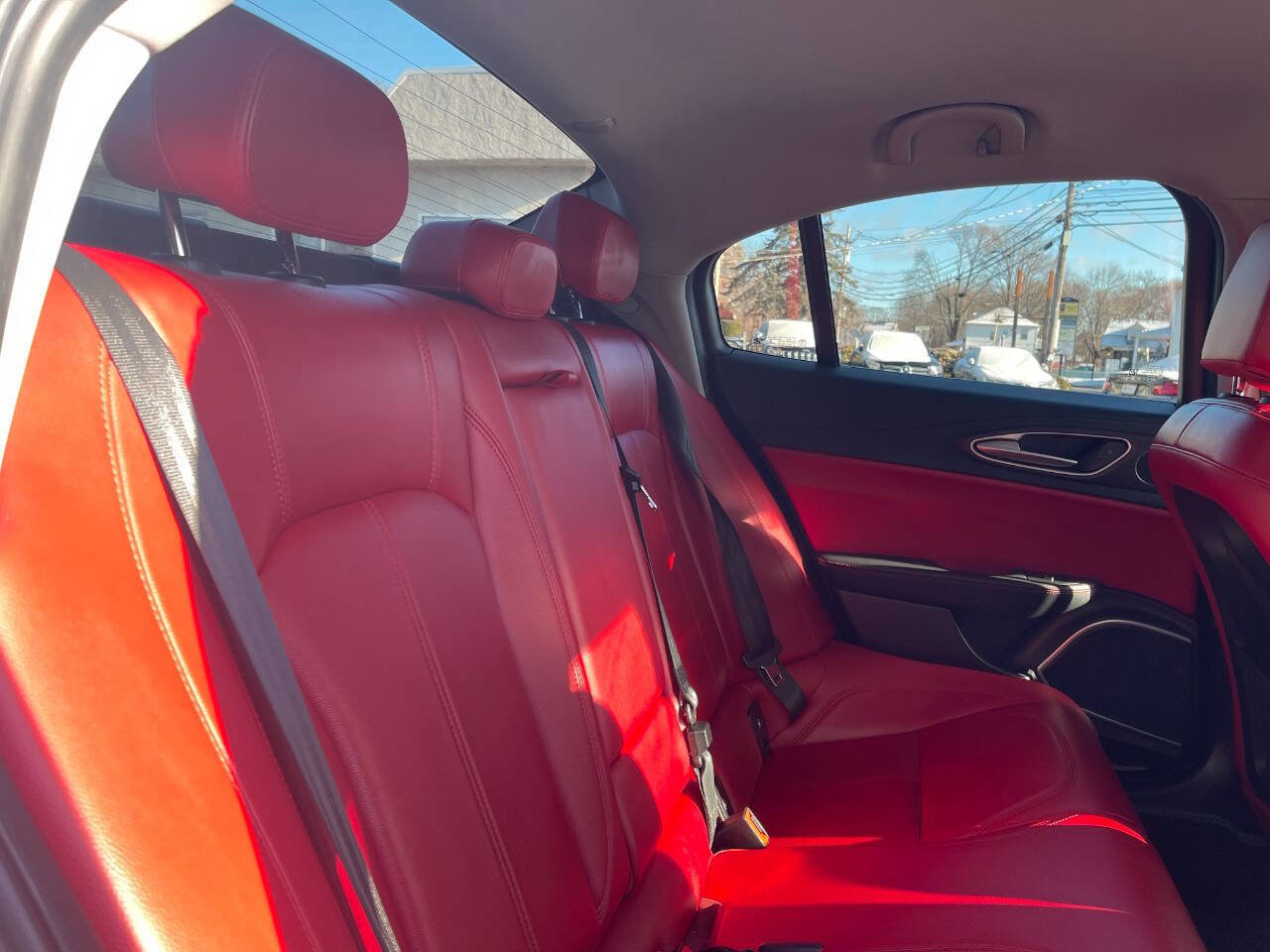 Used 2020 Alfa Romeo Giulia Ti image 24