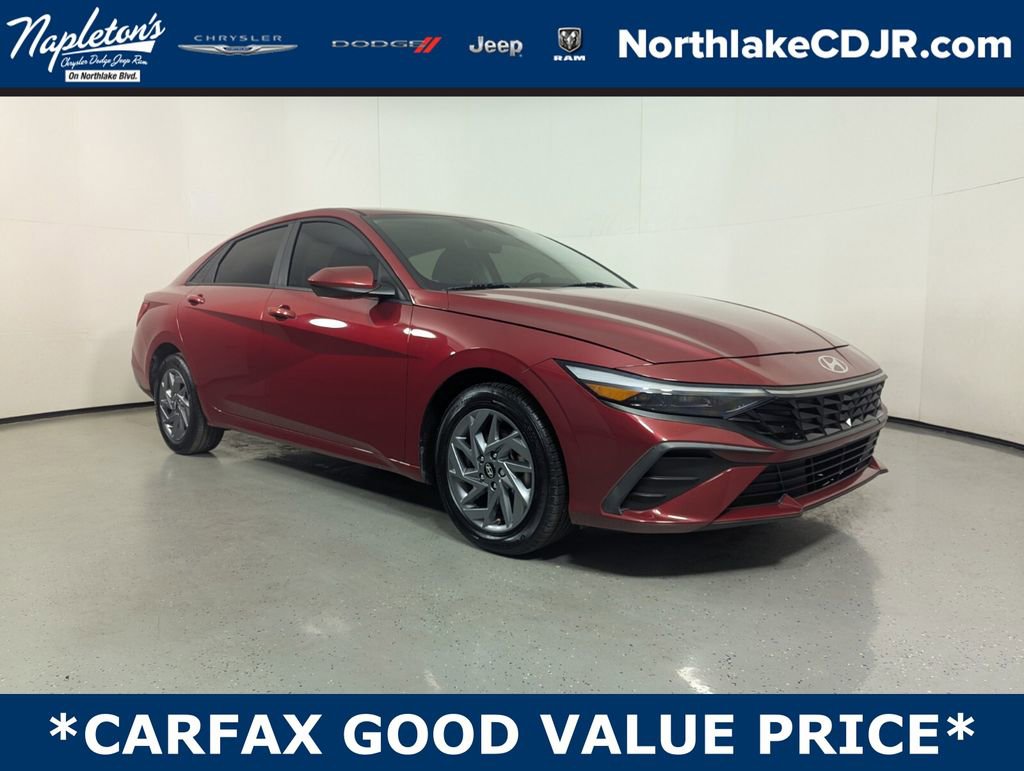 Used 2024 Hyundai Elantra SEL image 1