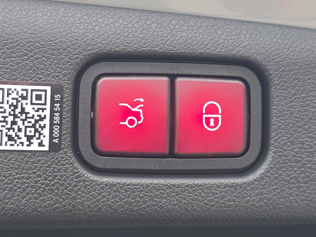 Certified 2026 Mercedes-Benz E 450 4MATIC Sedan image 21