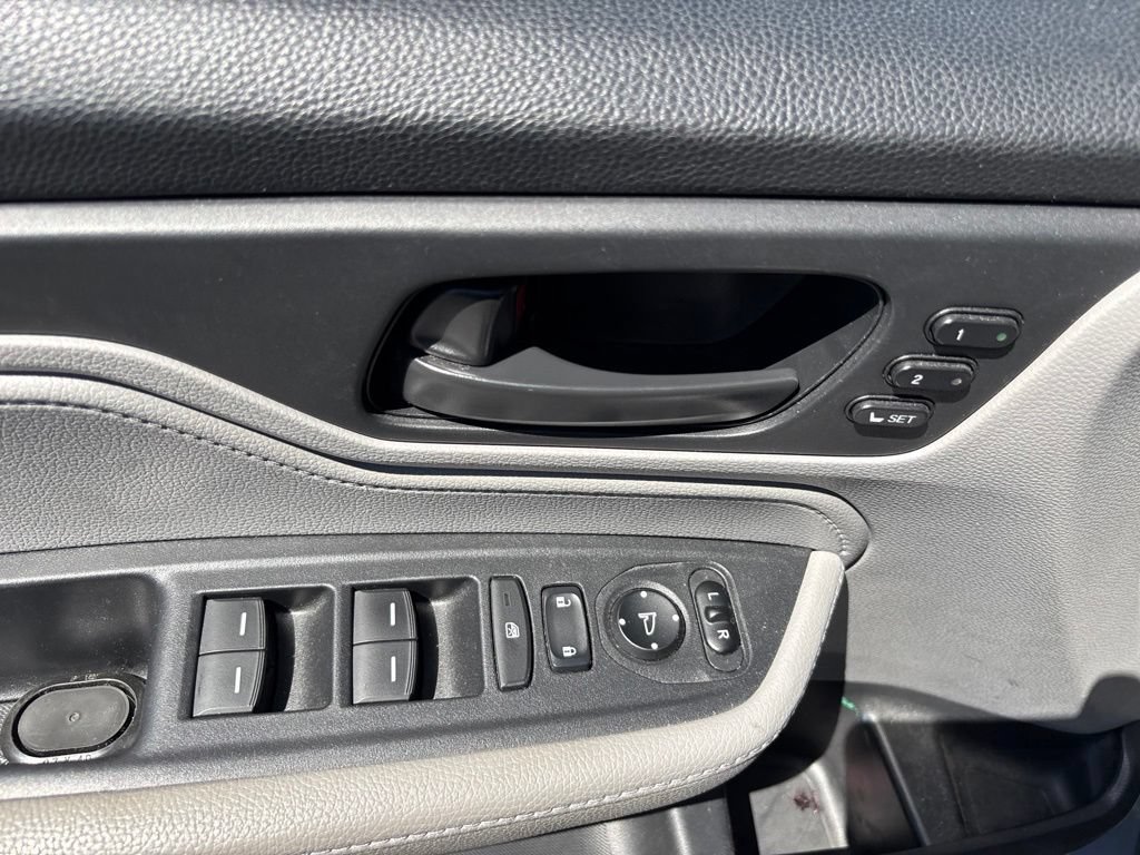 Used 2018 Honda Odyssey EX-L image 22