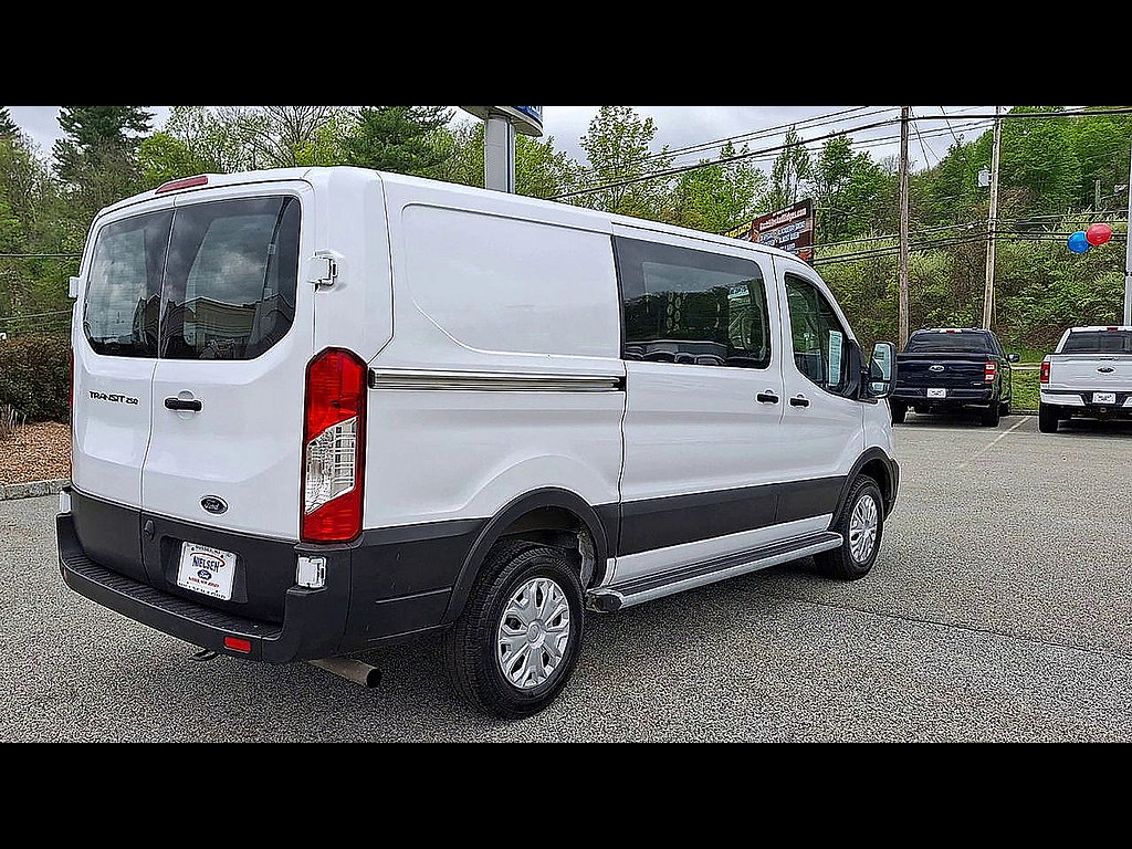 Certified 2025 Ford Transit 250 Low Roof w/ Exterior Upgrade Package RWD image 8
