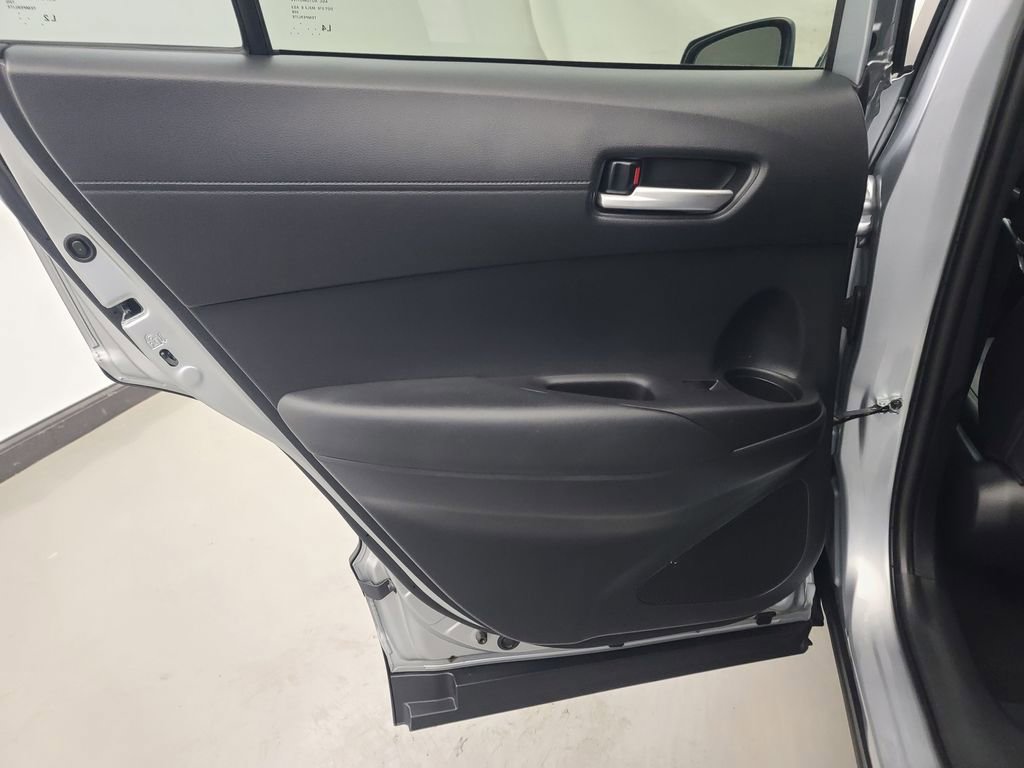 Used 2025 Toyota Corolla Cross XLE AWD/4WD image 20