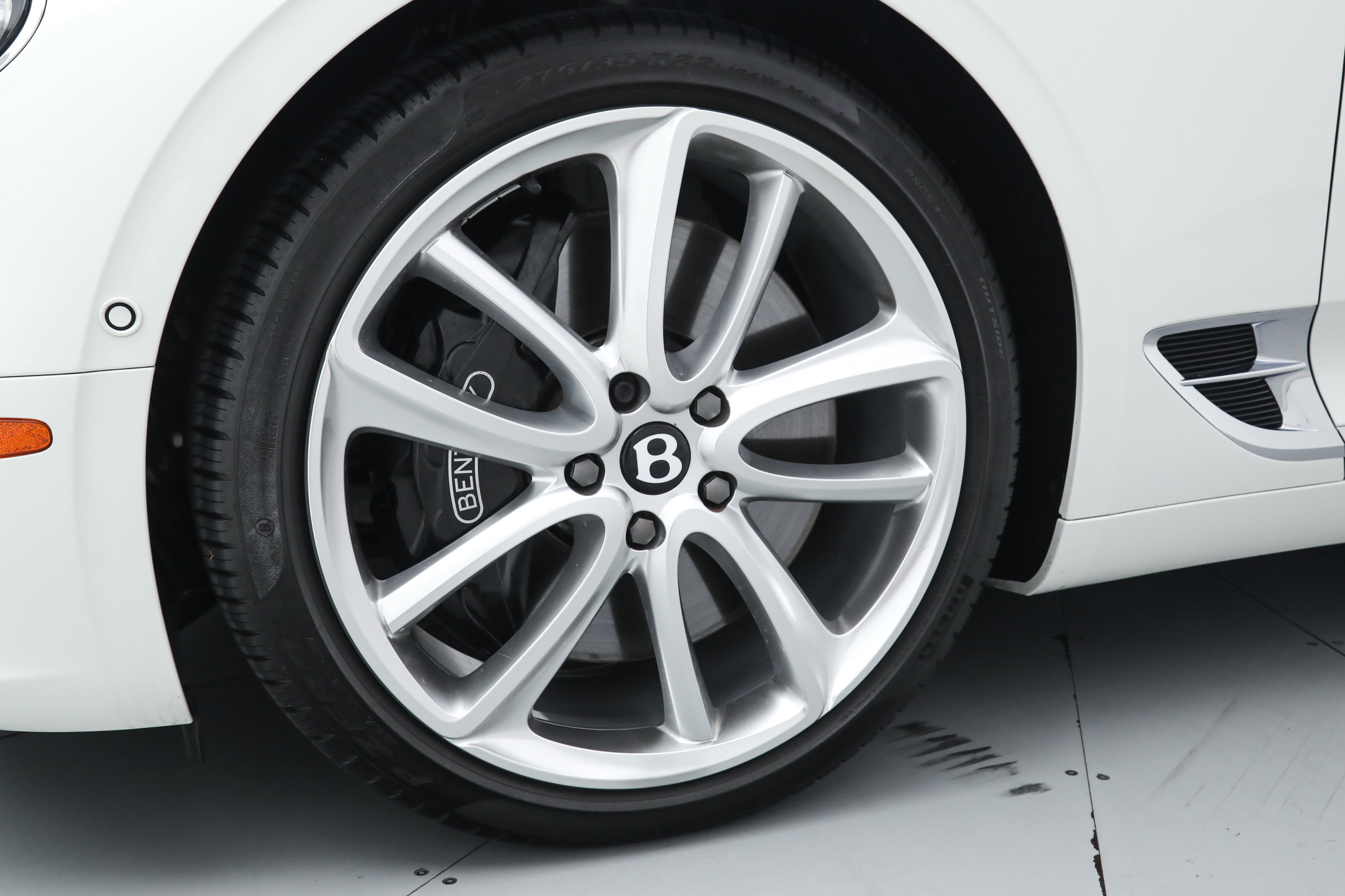 Used 2022 Bentley Continental GT AWD/4WD image 13