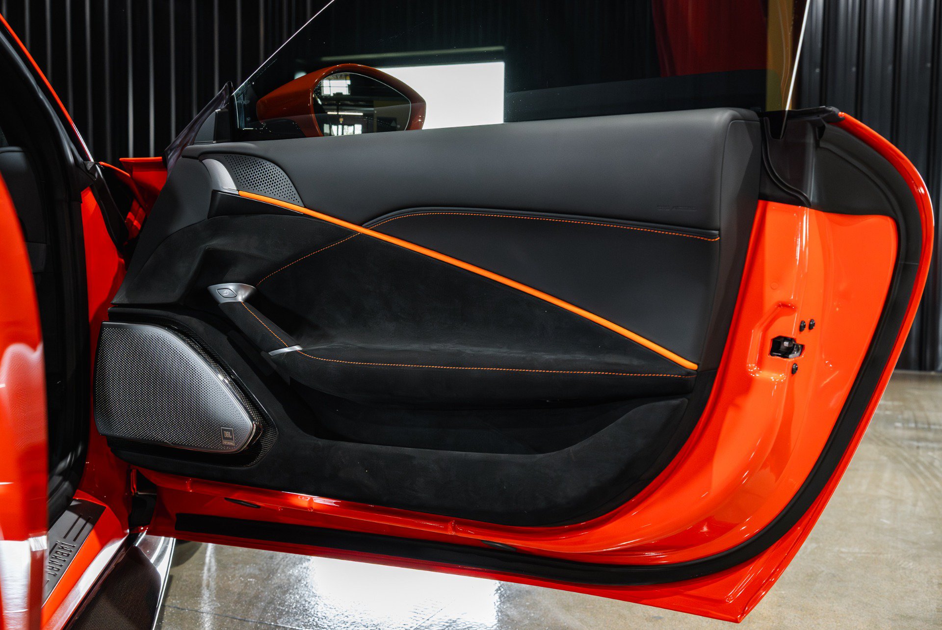 Used 2021 Ferrari Roma RWD image 36