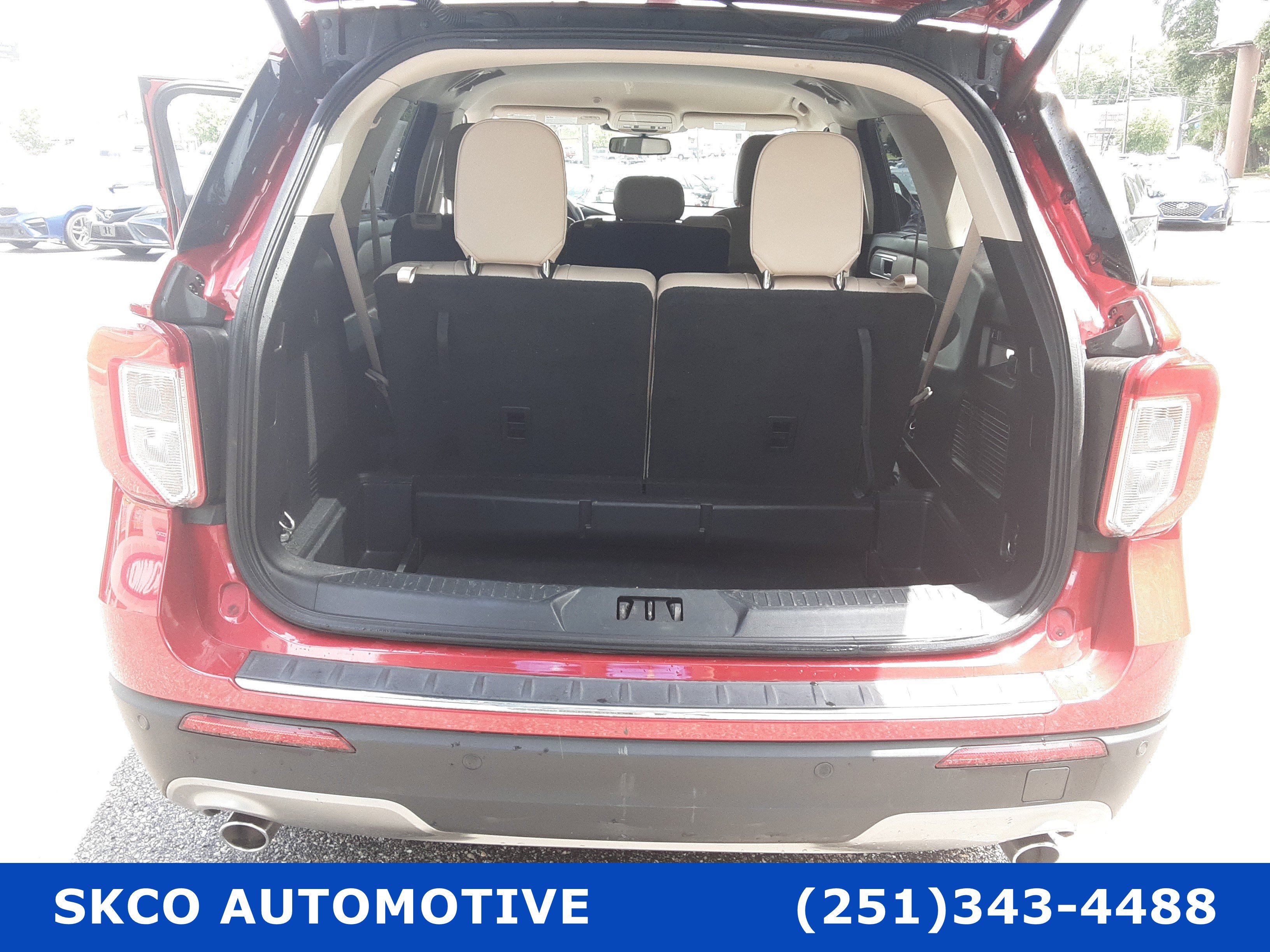 Used 2023 Ford Explorer Limited image 21