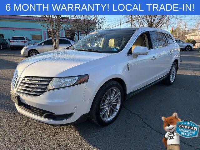 Used 2018 Lincoln MKT AWD w/ Technology Package image 2