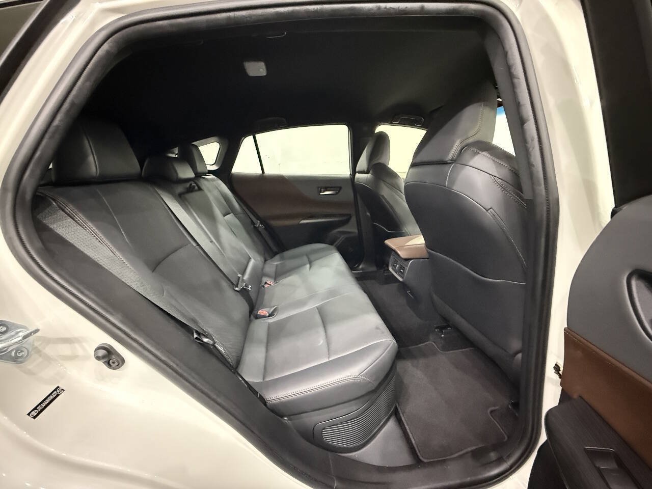Used 2021 Toyota Venza Limited AWD/4WD image 28
