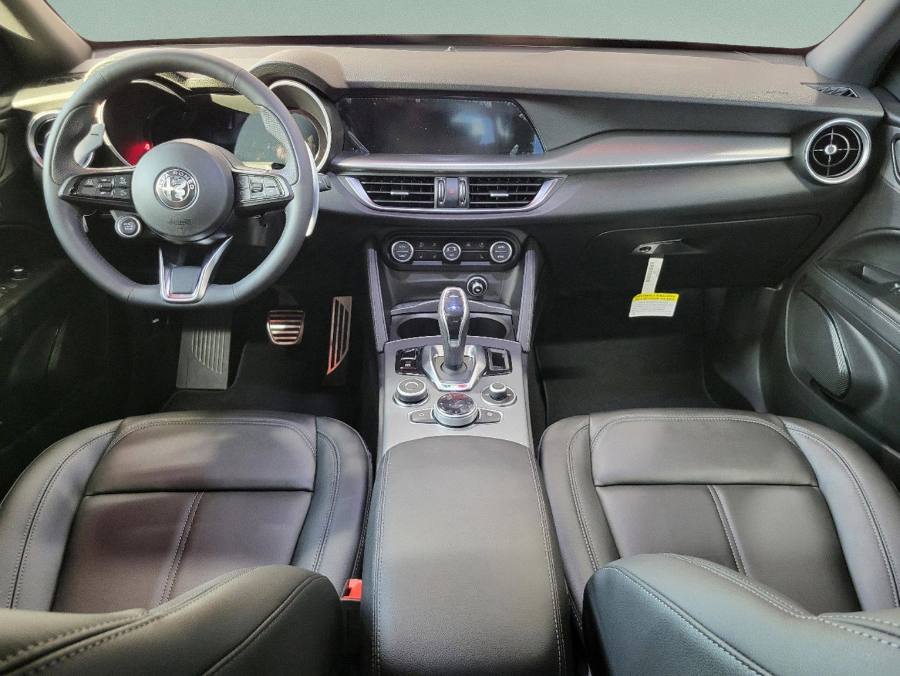 New 2025 Alfa Romeo Stelvio Sprint image 20