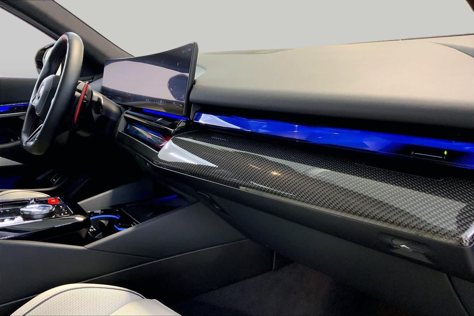 Used 2025 BMW M5 w/ Carbon Package AWD/4WD image 18