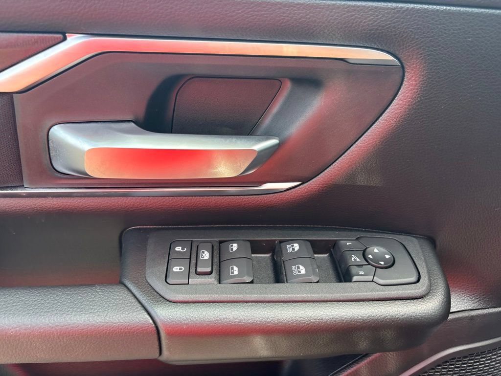 New 2026 RAM 1500 Big Horn AWD/4WD image 16