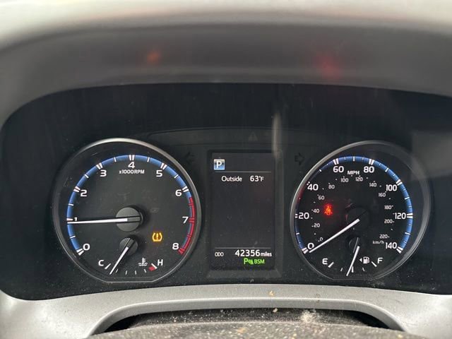 Used 2017 Toyota RAV4 XLE FWD image 10