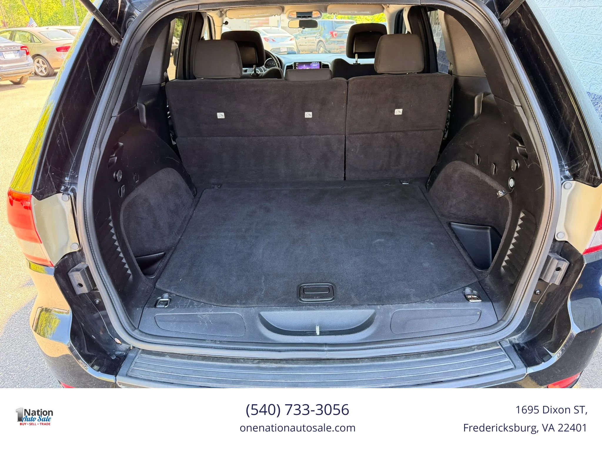 Used 2011 Jeep Grand Cherokee Laredo AWD/4WD image 18