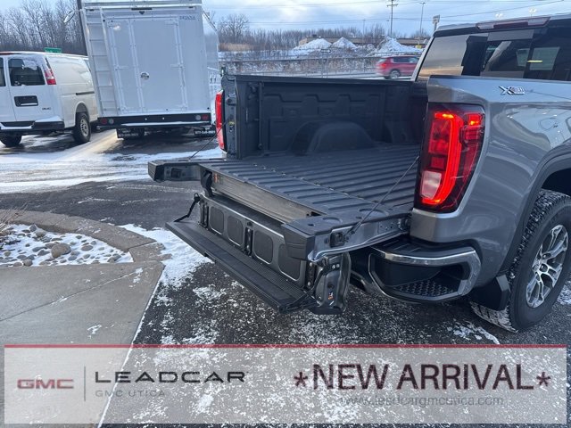 Used 2021 GMC Sierra 1500 SLE image 10