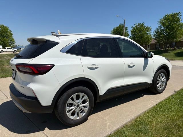 Certified 2023 Ford Escape Active w/ Tech Pack #2 AWD/4WD image 4