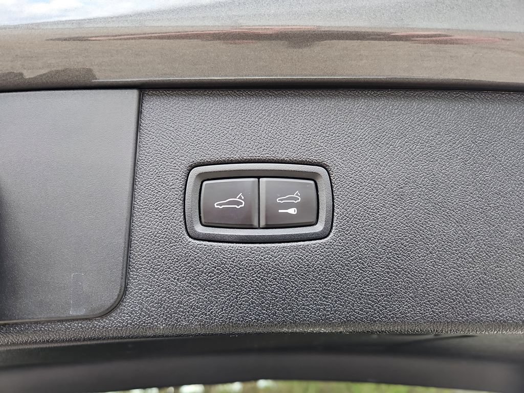 Certified 2021 Porsche Cayenne GTS AWD/4WD image 28