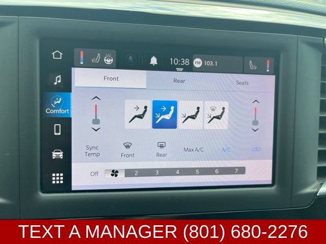 Used 2022 Chrysler Voyager LX FWD image 22
