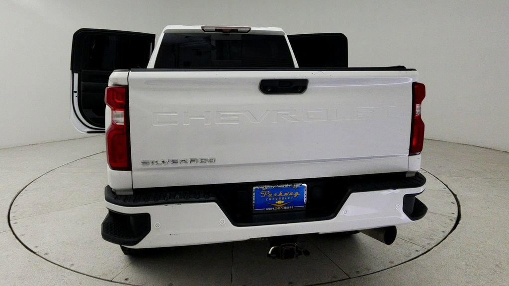 Used 2022 Chevrolet Silverado 2500 High Country w/ Technology Package AWD/4WD image 12