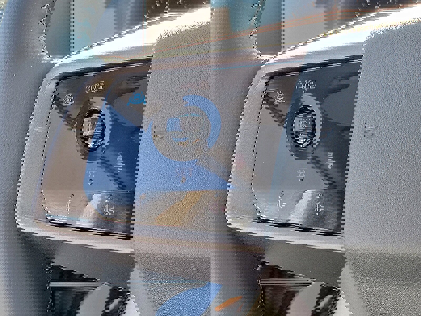 New 2025 Nissan Murano SL image 36