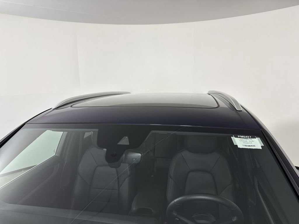 Certified 2025 Porsche Cayenne image 17