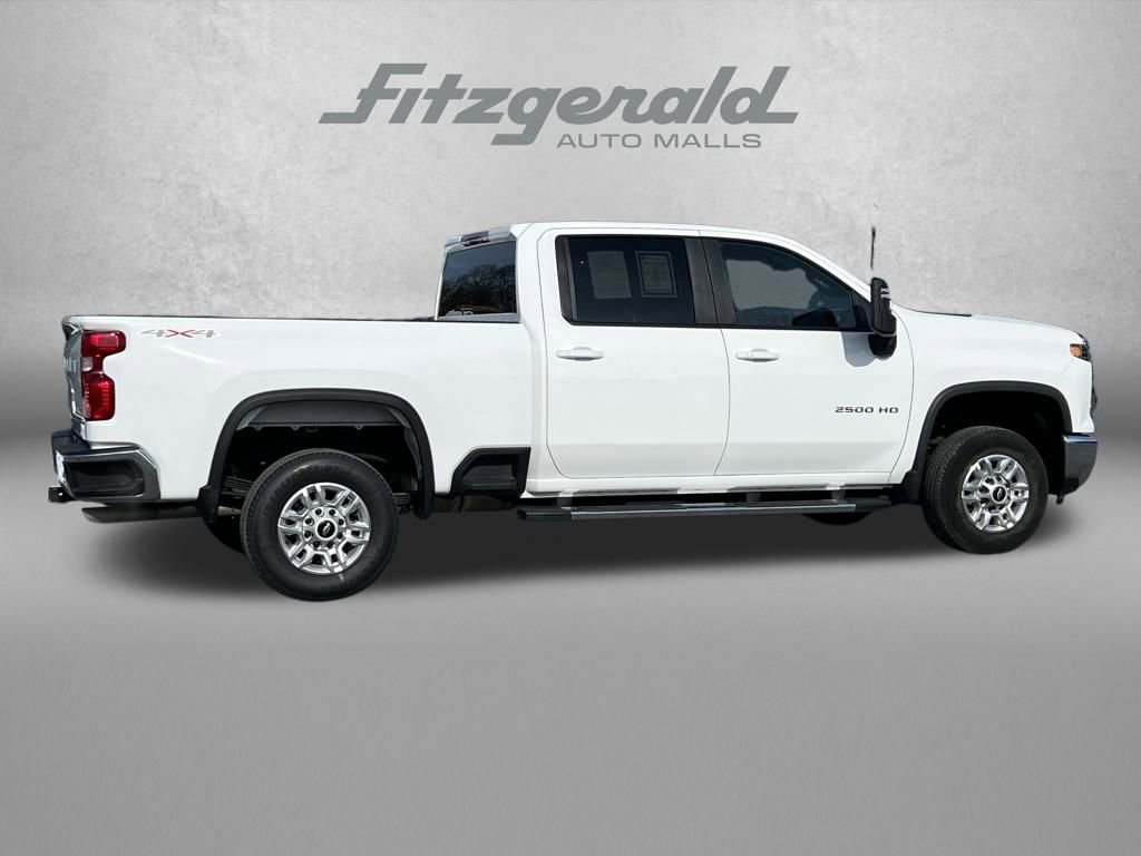 Used 2025 Chevrolet Silverado 2500 LT w/ Convenience Package image 3