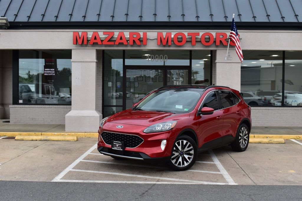 Used 2020 Ford Escape Titanium AWD/4WD image 2