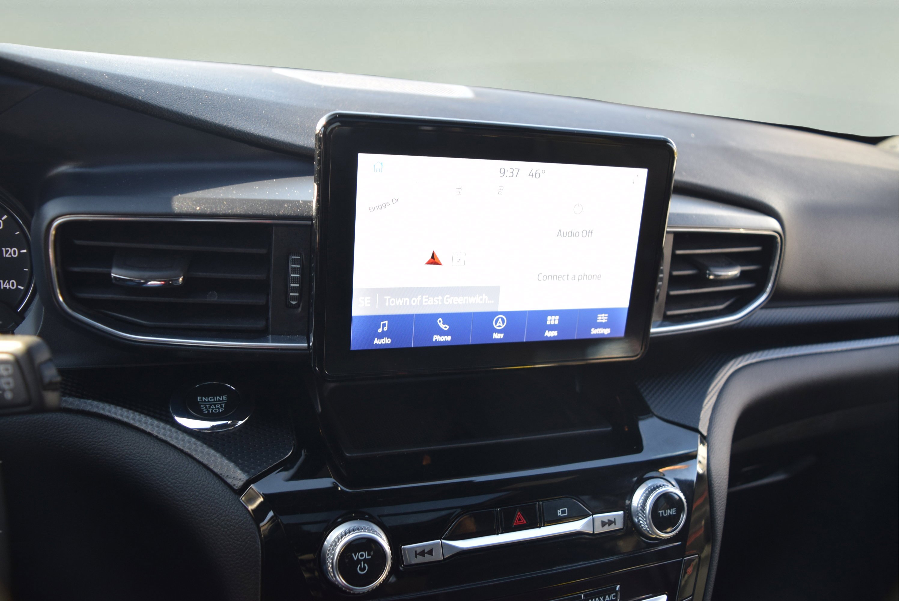 Used 2023 Ford Explorer ST-Line w/ Class IV Trailer Tow Package image 15