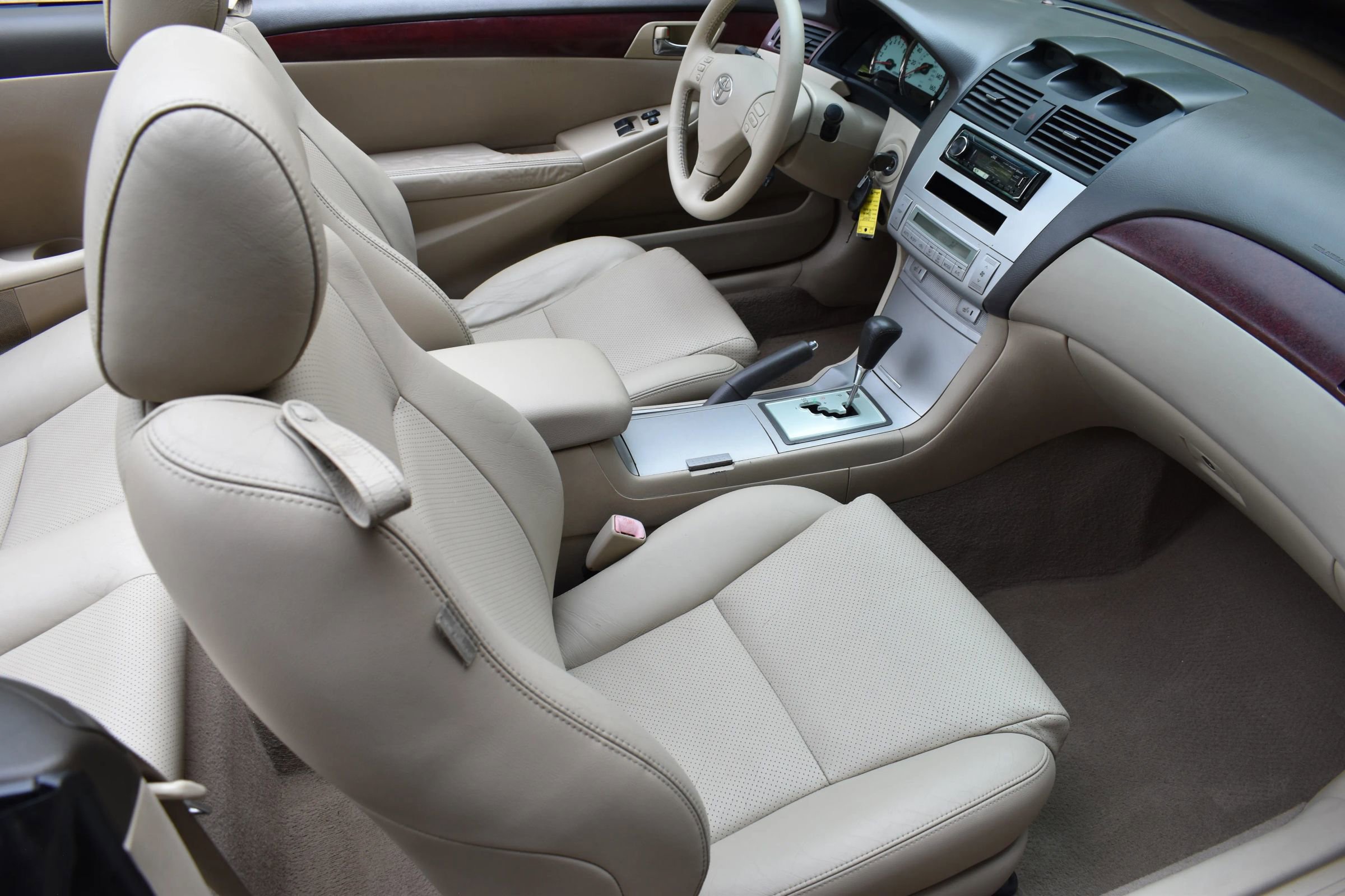 Used 2005 Toyota Solara SLE image 27