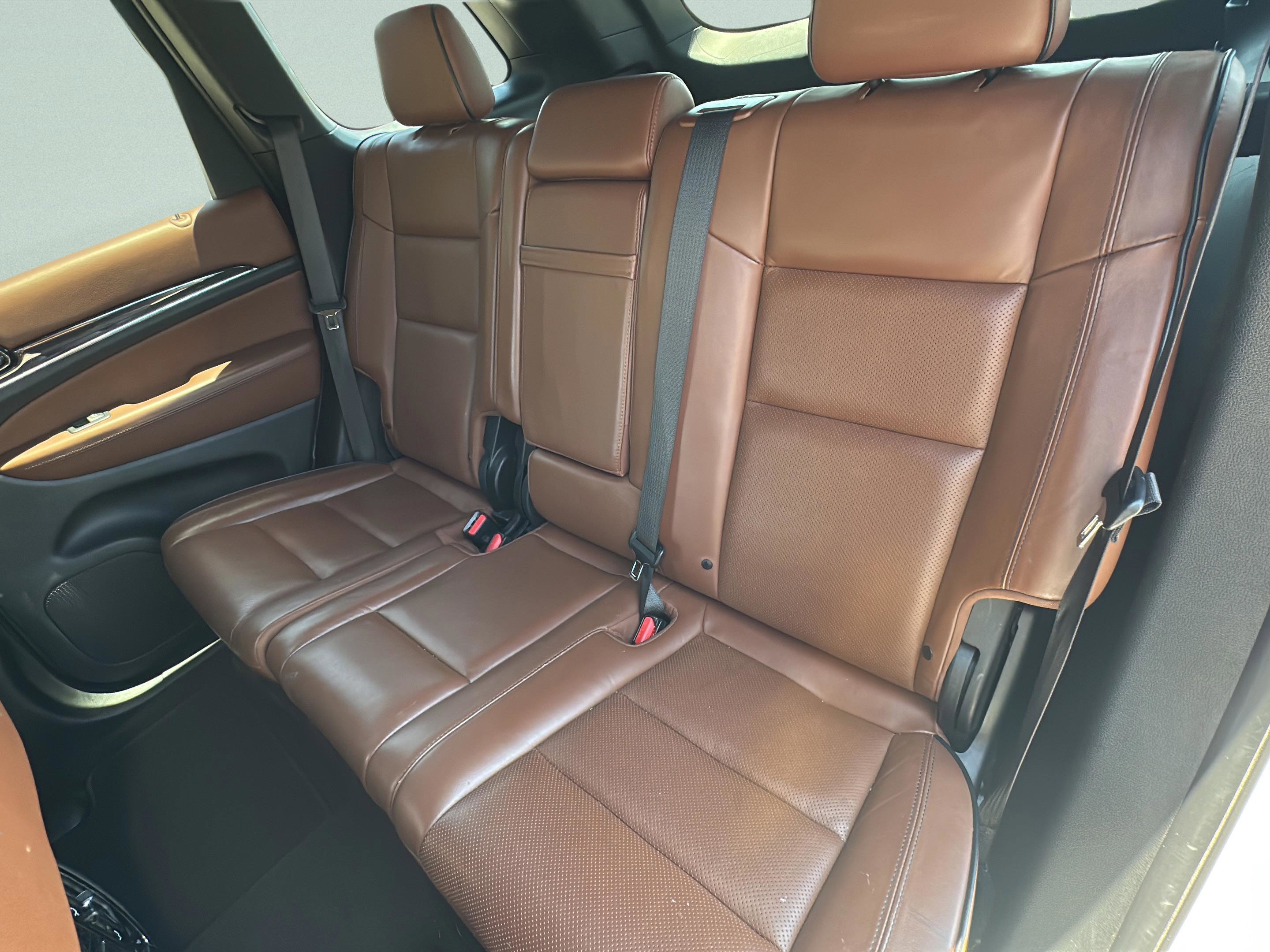 Used 2020 Jeep Grand Cherokee Overland AWD/4WD image 10
