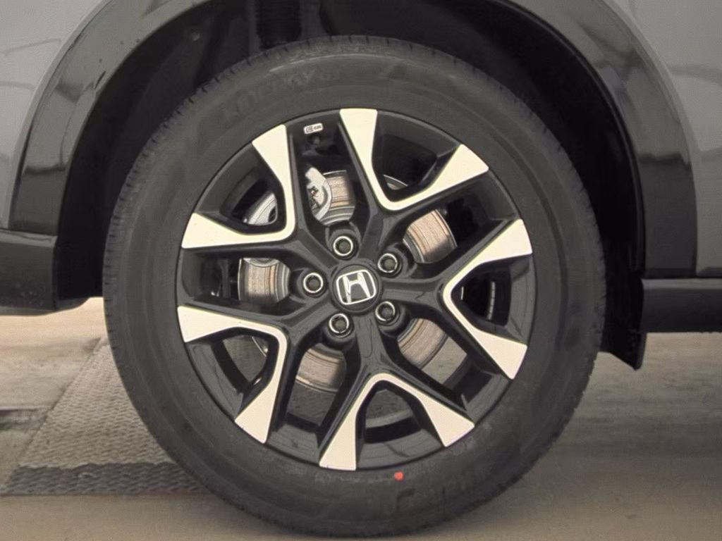 Used 2026 Honda HR-V EX-L image 11