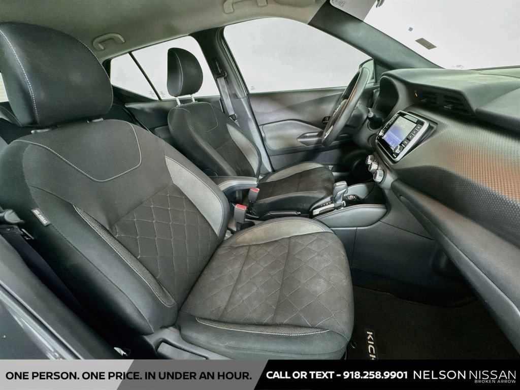Used 2019 Nissan Kicks S FWD image 25