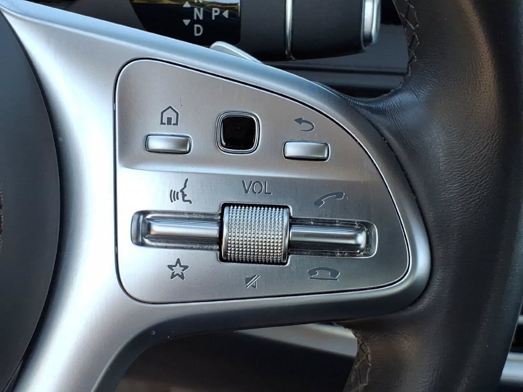 Used 2020 Mercedes-Benz S 560 4MATIC Sedan image 25