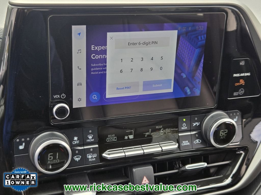 Used 2024 Toyota Highlander XLE image 25