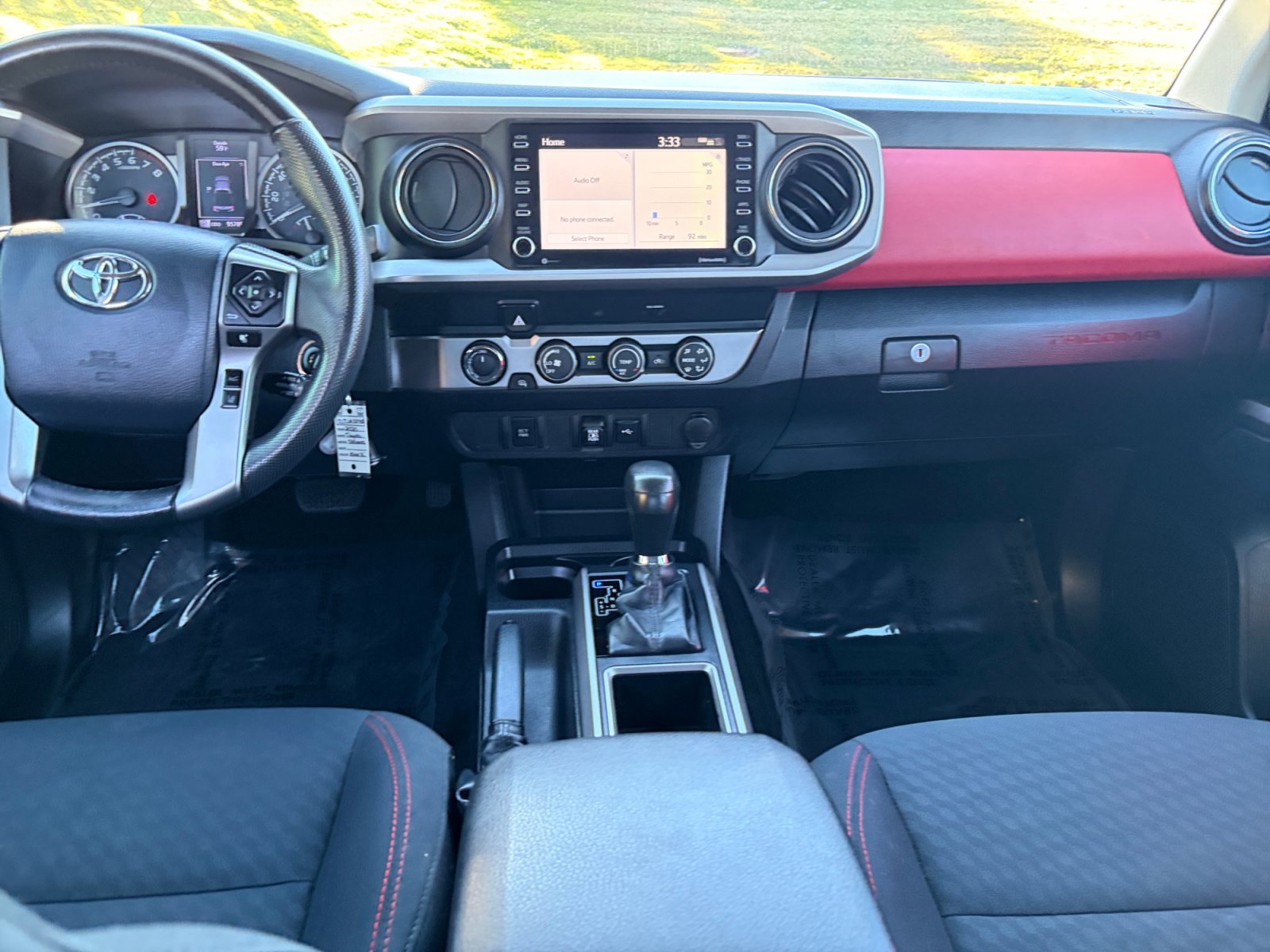 Used 2020 Toyota Tacoma SR5 AWD/4WD image 19