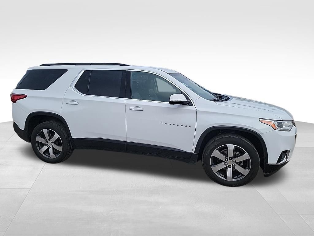 Used 2020 Chevrolet Traverse LT w/ LT Premium Package image 22