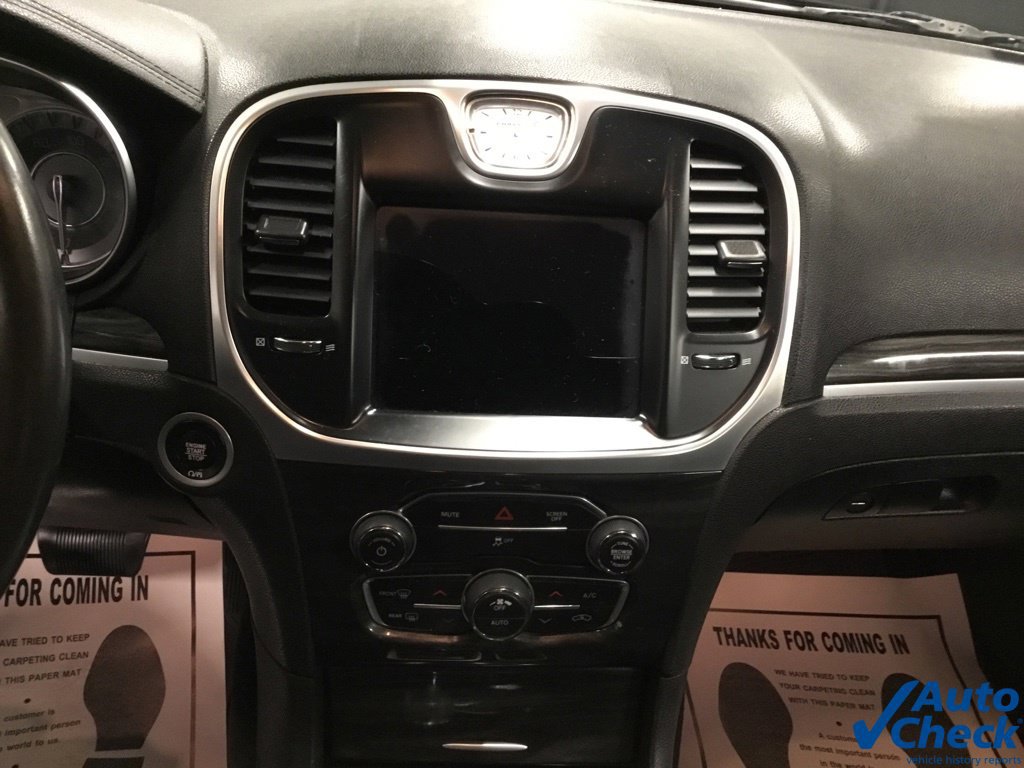 Used 2018 Chrysler 300 Touring w/ Sport Appearance Package RWD image 49