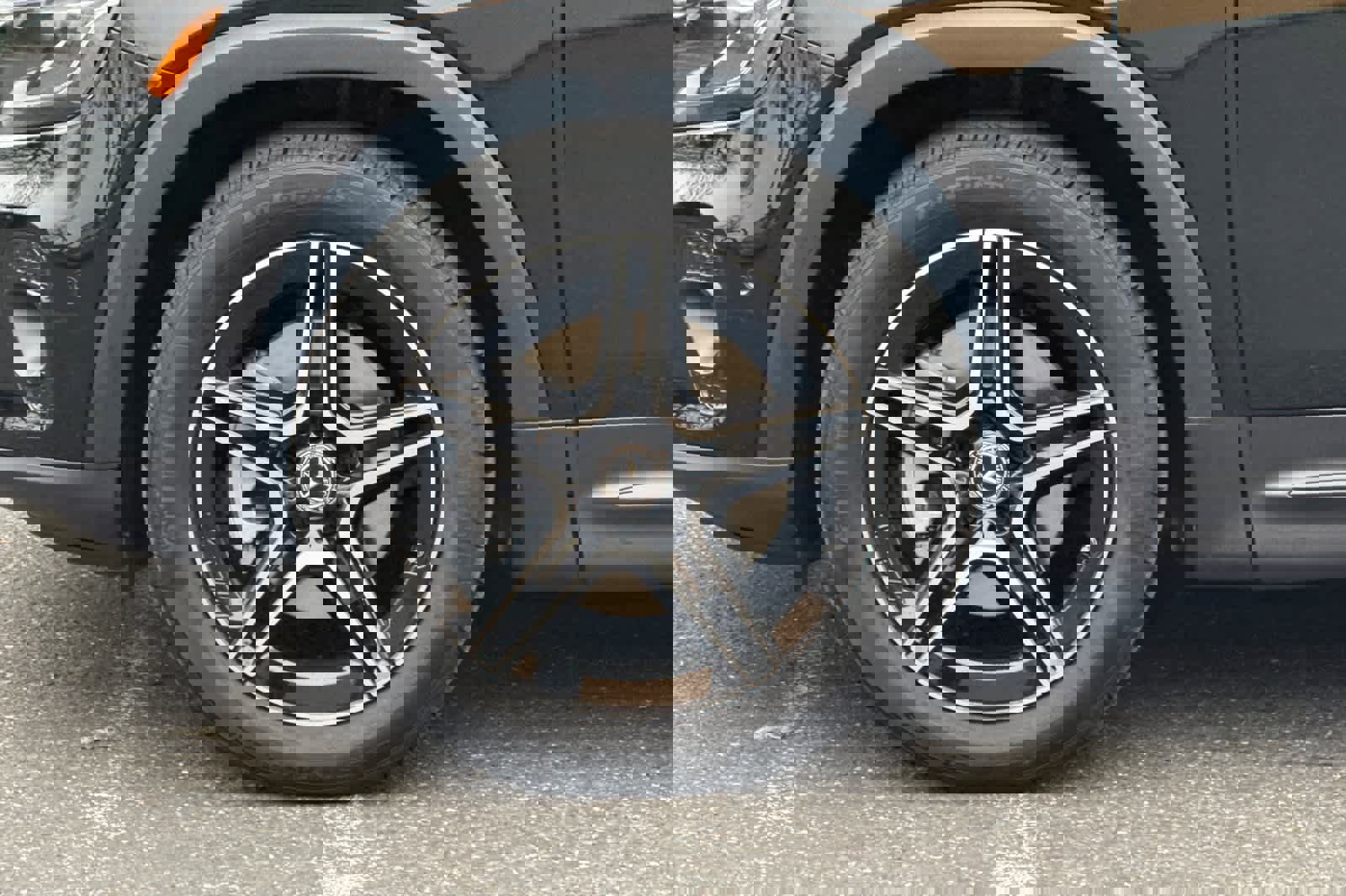 New 2026 Mercedes-Benz GLB 250 image 24