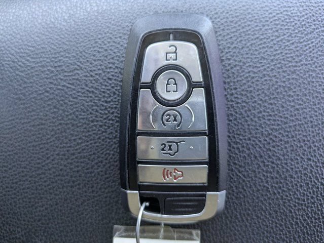 Used 2022 Ford Expedition XLT RWD image 33